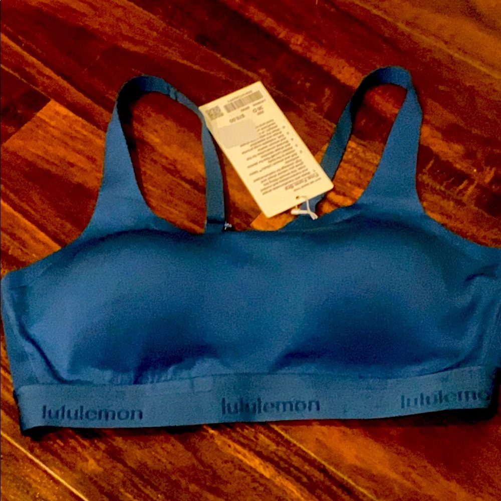 Lululemon Fine Form Bra Bermuda size 36D